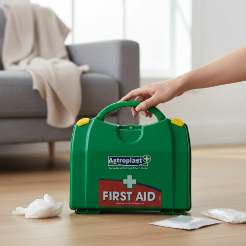 Green Box HSE First Aid Kit, 1-10 Person (Ref 1001007) - Compact First Aid Kit for Small Offices