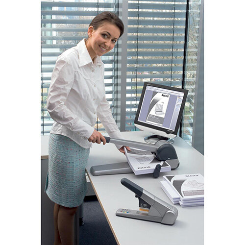 Leitz Extra HeavyDuty Long Handled Hole Punch Metallic Black 250 Sheets of 80gsm Paper Hunt