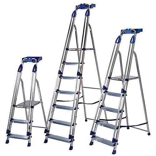 Blue Seal Ladder 6-Tread Aluminium Platform Height 1.25M Capacity 150Kg 311496 Blue Seal Ladder 6-Tread Aluminium Platform Height 1.25M Capacity 150Kg 311496