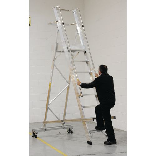 EN131 Mobile Folding 10 Tread Ladder With Platform Max Height 3.65M Platform Height 2.65M 124986